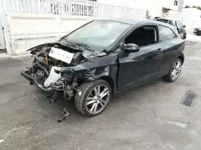 Veículo de Sucata seat ibiza (6j5) 1.9 tdi do ano 2009 alimentado bls