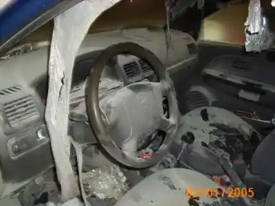 Scrapping Vehicle kia rio rs berlina of the year 2000 powered a3e