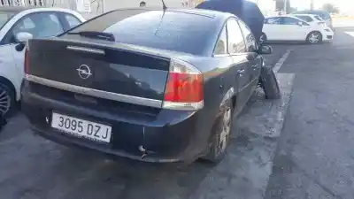 Veículo de Sucata OPEL VECTRA C BERLINA 1.8 16V do ano 2006 alimentado Z18XER