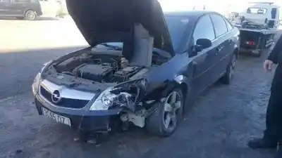 Veículo de Sucata opel vectra c berlina 1.8 16v do ano 2006 alimentado z18xer