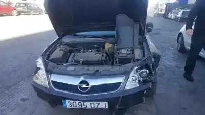 Veículo de Sucata opel vectra c berlina 1.8 16v do ano 2006 alimentado z18xer