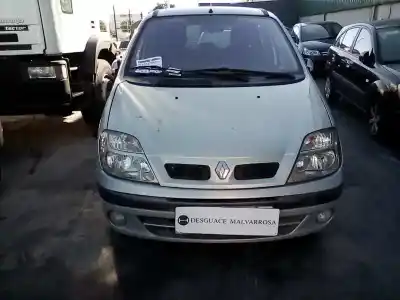 Scrapping Vehicle renault scenic (ja..) 1.9 dci authentique of the year 2003 powered f9qk7