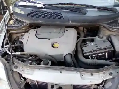Scrapping Vehicle renault scenic (ja..) 1.9 dci authentique of the year 2003 powered f9qk7