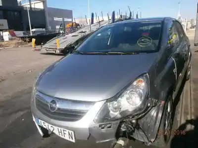 Véhicule à la ferraille opel corsa d 1.2 cat (a 12 xer / ldc) de l'année 2011 alimenté a12xer