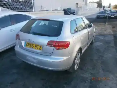 Veículo de Sucata audi a3 sportback (8p) 2.0 tdi ambiente do ano 2005 alimentado bkd