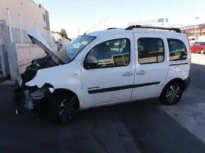 Vehículo de desguace RENAULT KANGOO 1.5 dCi Diesel FAP del año 2015 con motor K9K636