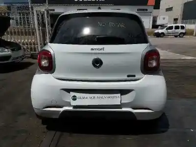 Здавання транспортного засобу smart                                              forfour                                                                                                                                                                                                                                                    0.9 turbo cat                                                                                                                                                                                                                                              року 2018 потужний 