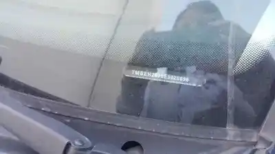 Veículo de Sucata skoda fabia (5j2 ) urban do ano 2013 alimentado cgpa