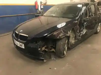 Veículo de Sucata bmw serie 3 berlina (e90) 320d do ano 2005 alimentado 204d4