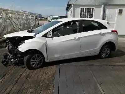 Veículo de Sucata hyundai i30 (gd) 1.4 crdi do ano 2013 alimentado d4fc