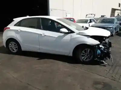 Veículo de Sucata hyundai i30 (gd) 1.4 crdi do ano 2013 alimentado d4fc