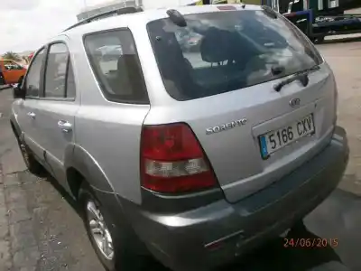 Scrapping Vehicle kia sorento i (jc) 2.5 crdi of the year 2004 powered d4cb