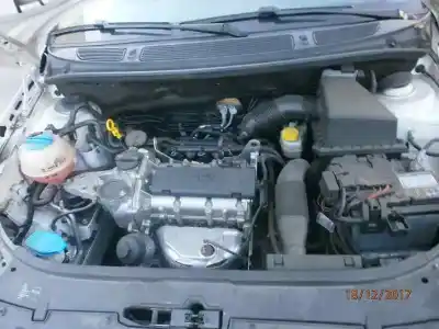 Veículo de Sucata skoda fabia (5j2 ) 1.2 12v 69 cv / 51 kw do ano 2014 alimentado cgp