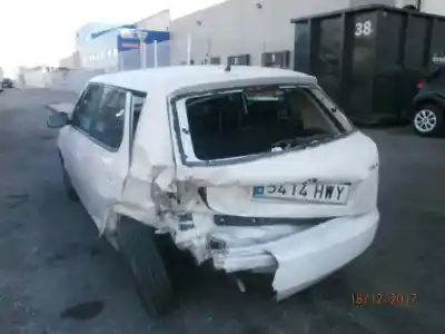 Veículo de Sucata skoda fabia (5j2 ) 1.2 12v 69 cv / 51 kw do ano 2014 alimentado cgp