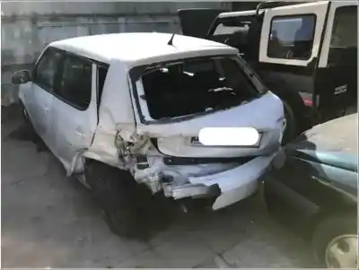 Veículo de Sucata skoda fabia (5j2 ) 1.2 12v 69 cv / 51 kw do ano 2014 alimentado cgp