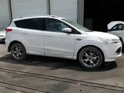 Здавання транспортного засобу ford kuga (cbs) titanium року 2015 потужний 
