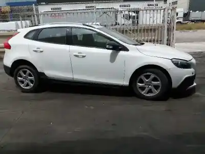 Scrapping Vehicle volvo v40 1.6 diesel cat of the year 2014 powered d4162t