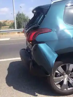 Veicolo di demolizione peugeot 2008 (--.2013->) style dell'anno 2017 alimentato bh02-bhy