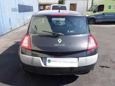 Veículo de Sucata otras marcas megane ii berlina 3p 1.5 dci diesel do ano 2004 alimentado k9k f7
