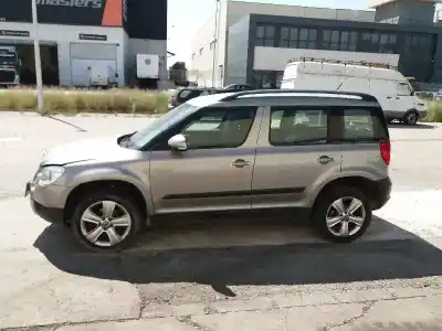 Sloopvoertuig skoda yeti (5l) 1.2 tsi van het jaar 2010 aangedreven cbzb
