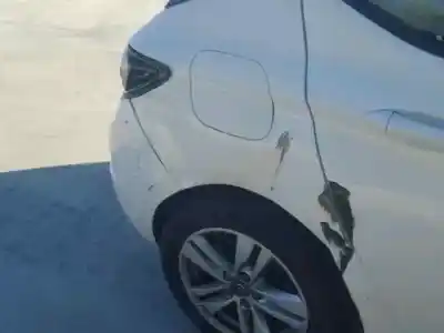 Здавання транспортного засобу opel astra k lim. 5türig 1.0 12v року 2017 потужний b10xft-le1