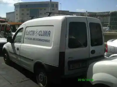 Veículo de Sucata opel combo familiar do ano 2002 alimentado y17dt