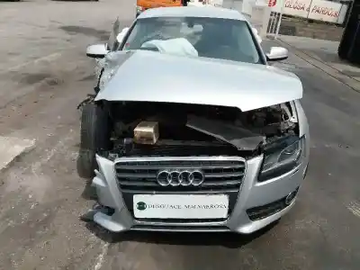 Veículo de Sucata AUDI A5 SPORTBACK (8T) 2.7 TDI do ano 2011 alimentado CGKA