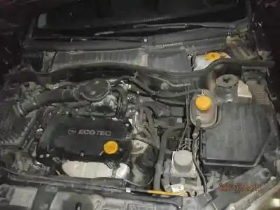 Veicolo di demolizione opel corsa c enjoy dell'anno 2004 alimentato z12xe