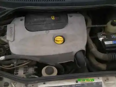 Здавання транспортного засобу renault scenic (ja..) 1.9 dci authentique року 2000 потужний f9q732
