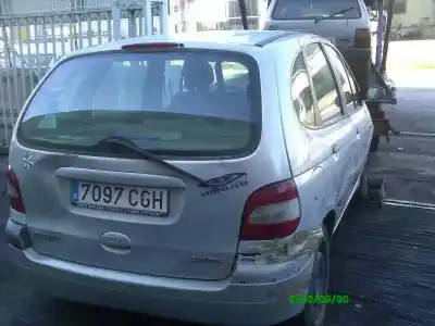 Veículo de Sucata renault scénic i monospace (ja0/1_, fa0_) 1.9 dti (ja1u) do ano 2003 alimentado f9q