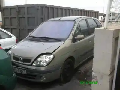 Scrapping Vehicle renault scénic i monospace (ja0/1_, fa0_) 1.9 dti (ja1u) of the year 2002 powered f9q