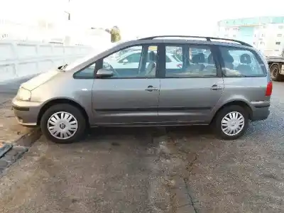 Veículo de Sucata seat alhambra (7v9) 1.9 tdi do ano 2004 alimentado auy