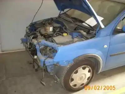 Здавання транспортного засобу opel corsa c comfort року 2001 потужний z12xe