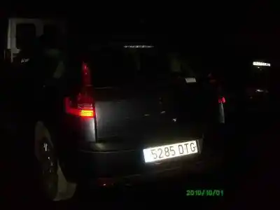 Veículo de Sucata citroen c4 berlina collection do ano 2005 alimentado 9hx