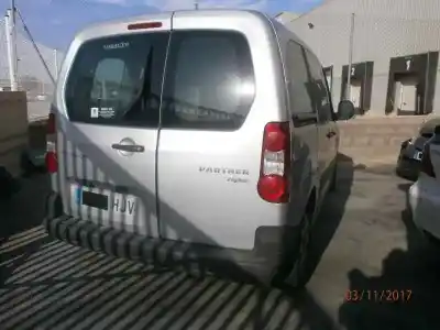 Véhicule à la ferraille peugeot partner kombi 1.6 16v hdi fap de l'année 2012 alimenté 9h06-9hp