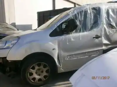 Véhicule à la ferraille peugeot partner kombi 1.6 16v hdi fap de l'année 2012 alimenté 9h06-9hp