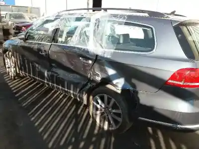 Véhicule à la ferraille volkswagen passat alltrack b7 (365) 2.0 tdi de l'année 2014 alimenté cffb