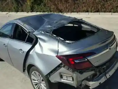 Veículo de Sucata opel insignia berlina excellence do ano 2013 alimentado a20dte /lhv