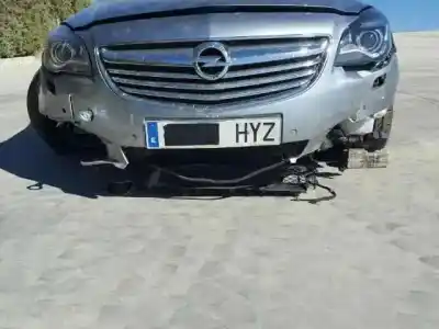 Veículo de Sucata opel insignia berlina excellence do ano 2013 alimentado a20dte /lhv