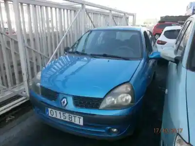 Veículo de Sucata renault clio ii fase ii (b/cb0) 1.2 16v do ano 2002 alimentado d4f b7