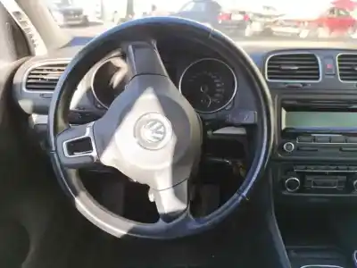 Sloopvoertuig volkswagen golf vi (5k1) 1.6 tdi van het jaar 2009 aangedreven cay