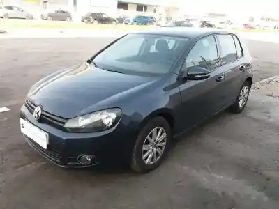 Sloopvoertuig volkswagen golf vi (5k1) 1.6 tdi van het jaar 2009 aangedreven cay