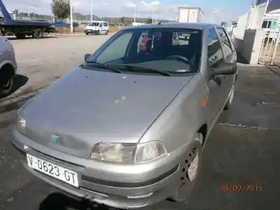 Vehículo de desguace FIAT PUNTO BERLINA (176) 60 SX del año 1999 con motor 176B4.000