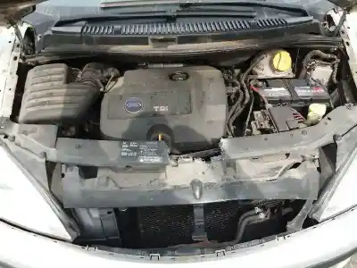 Veículo de Sucata ford galaxy (vy) 1.9 tdi cat do ano 2003 alimentado auy