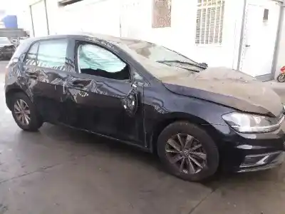 Veículo de Sucata volkswagen                                         golf vii lim. (bq1)                                                                                                                                                                                                                                        1.6 tdi                                                                                                                                                                                                                                                    do ano 2017 alimentado ddya