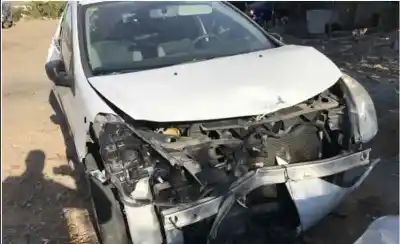 Veículo de Sucata renault clio iii 1.5 dci diesel cat do ano 2012 alimentado k9k770