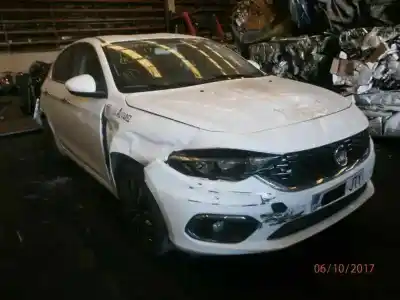 Veicolo di demolizione FIAT TIPO SEDÁN (356_, 357_) 1.4 (356SXA1B) dell'anno 2016 alimentato 843A1000