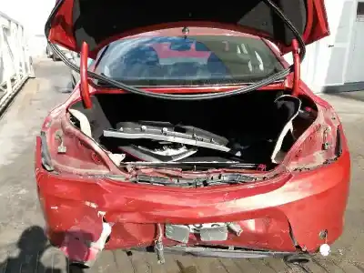 Veículo de Sucata opel insignia berlina sport 4x4 do ano 2009 alimentado a20nht