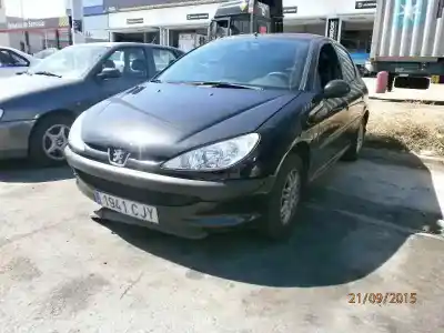 Sloopvoertuig peugeot                                            206 berlina                                                                                                                                                                                                                                                x-line                                                                                                                                                                                                                                                     van het jaar 2003 aangedreven 8hx