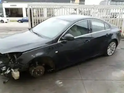 Veículo de Sucata opel insignia berlina cosmo do ano 2013 alimentado a20dth